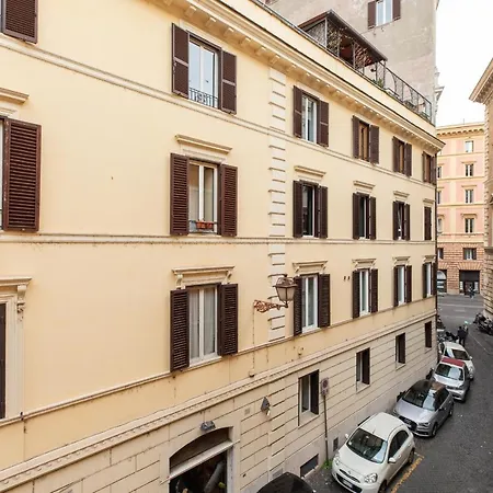 Navona Shiny Studio *